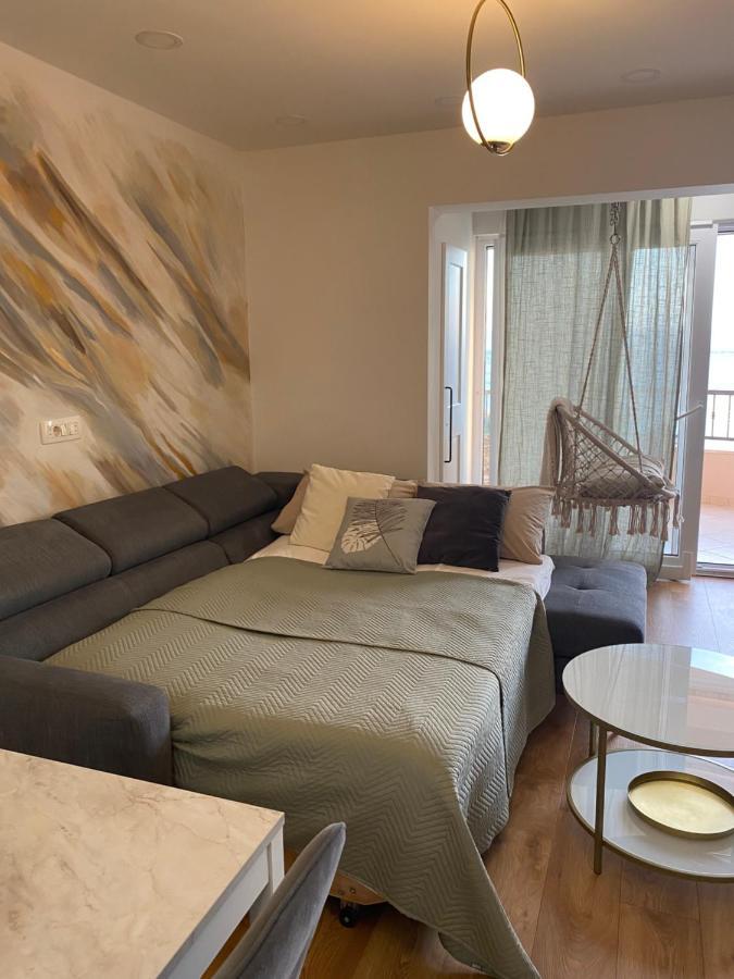Apartments Niko, Near Beach, Free Parking, Wi-Fi Tučepi Eksteriør bilde